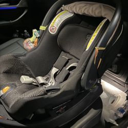 Chicco Keyfit 35 carseat