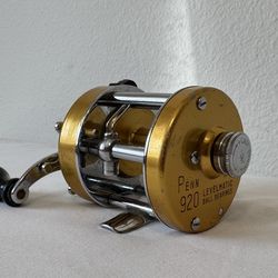 Penn 920 Levelmatic Vintage Bait Casting Reel