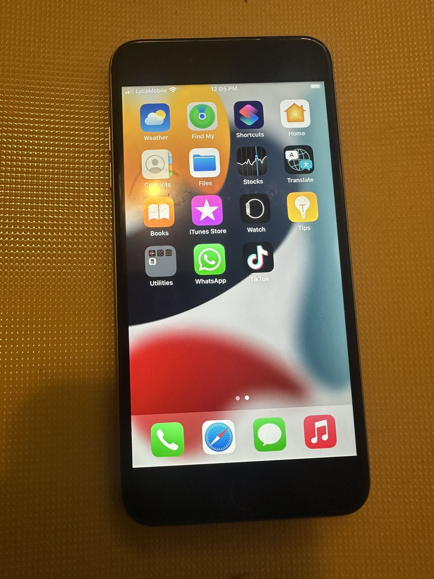 iPhone 6s Plus 128gb TikTok installed Mint Condition