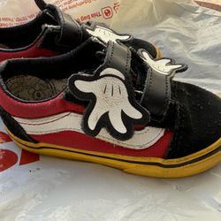 Infant Vans Disney Size 7