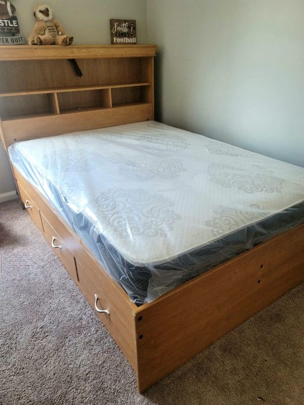 NEW FULL MATTRESS AND BOX SPRING 2PC, bed frame not included on price