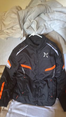 riding motorcyle   jacket sm