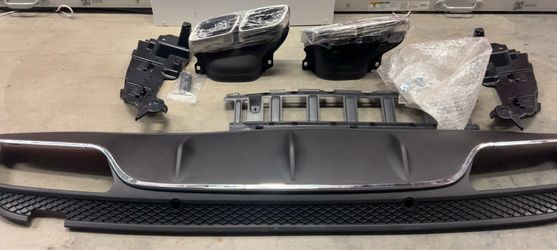 Mercedes-Benz C-Class 2015-2021 W205 Rear Bumper Diffuser and Quad Exhaust Tip Kit