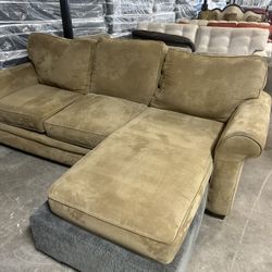 SECTIONAL FREE DELIVERY 🚚 
