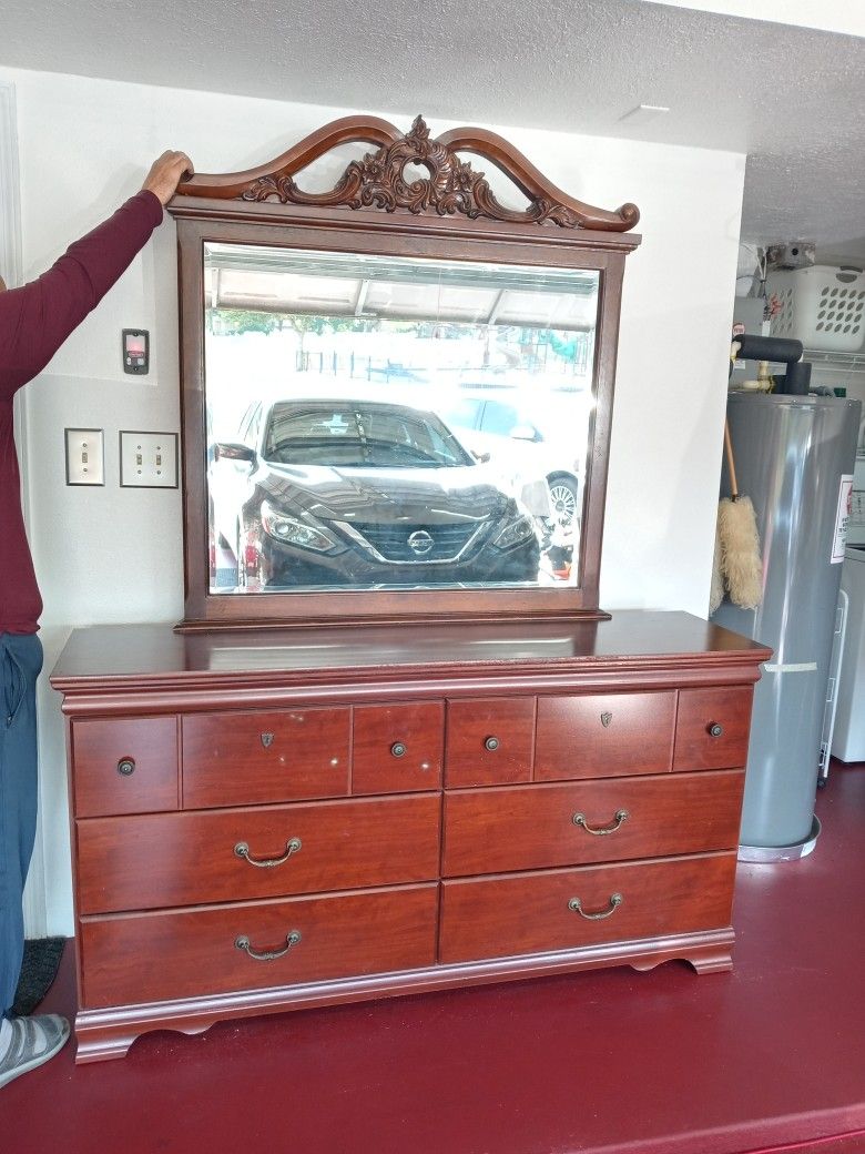 Wood Dresser With Mirror Chest Drawer