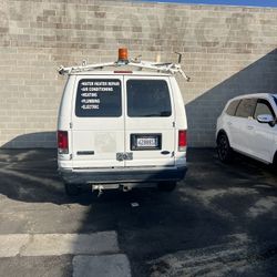 2009 Ford Econoline E250