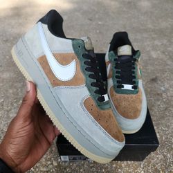 Air Force 1 Low Christmas Pine