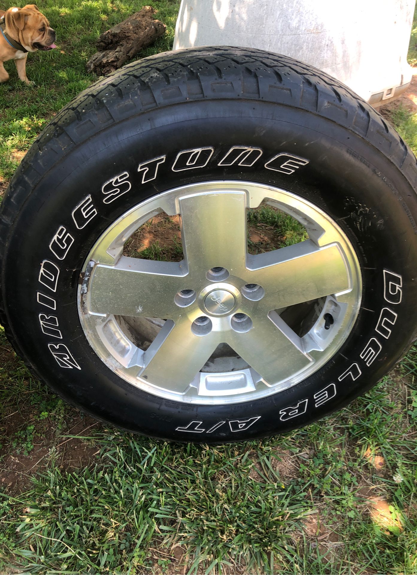 Two tires whit rims for Sahara Jeep