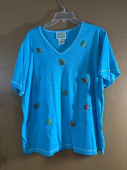 HC1337. Blue V-Neck Short Sleeve Embellished T-Shirt