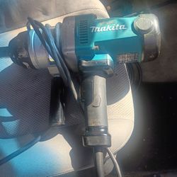 Makita 1 In. Corded Impact Wrench Driver