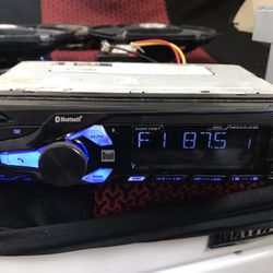 Dual XDM16BT Stereo