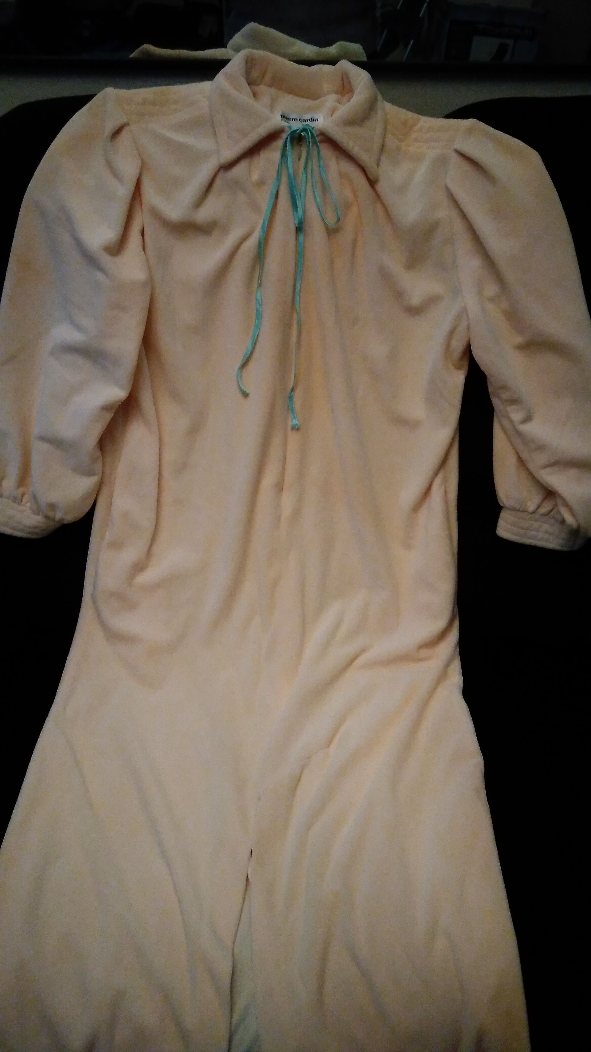 Pierre Cardin women's robe/ nightgown