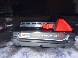 MILWAUKEE M18 BATTERY