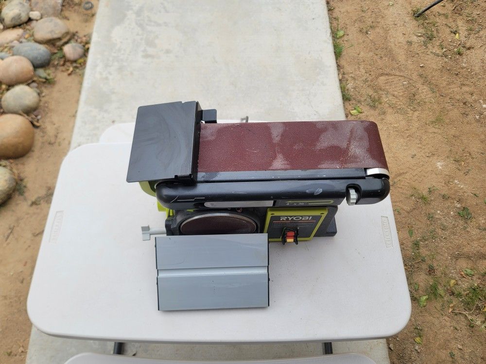 Ryobi Table Sander