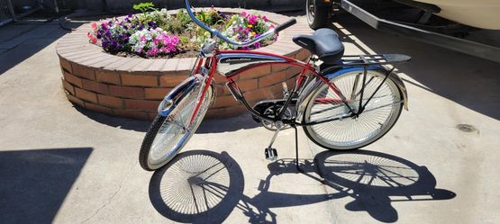 Schwinn Beach Cruiser