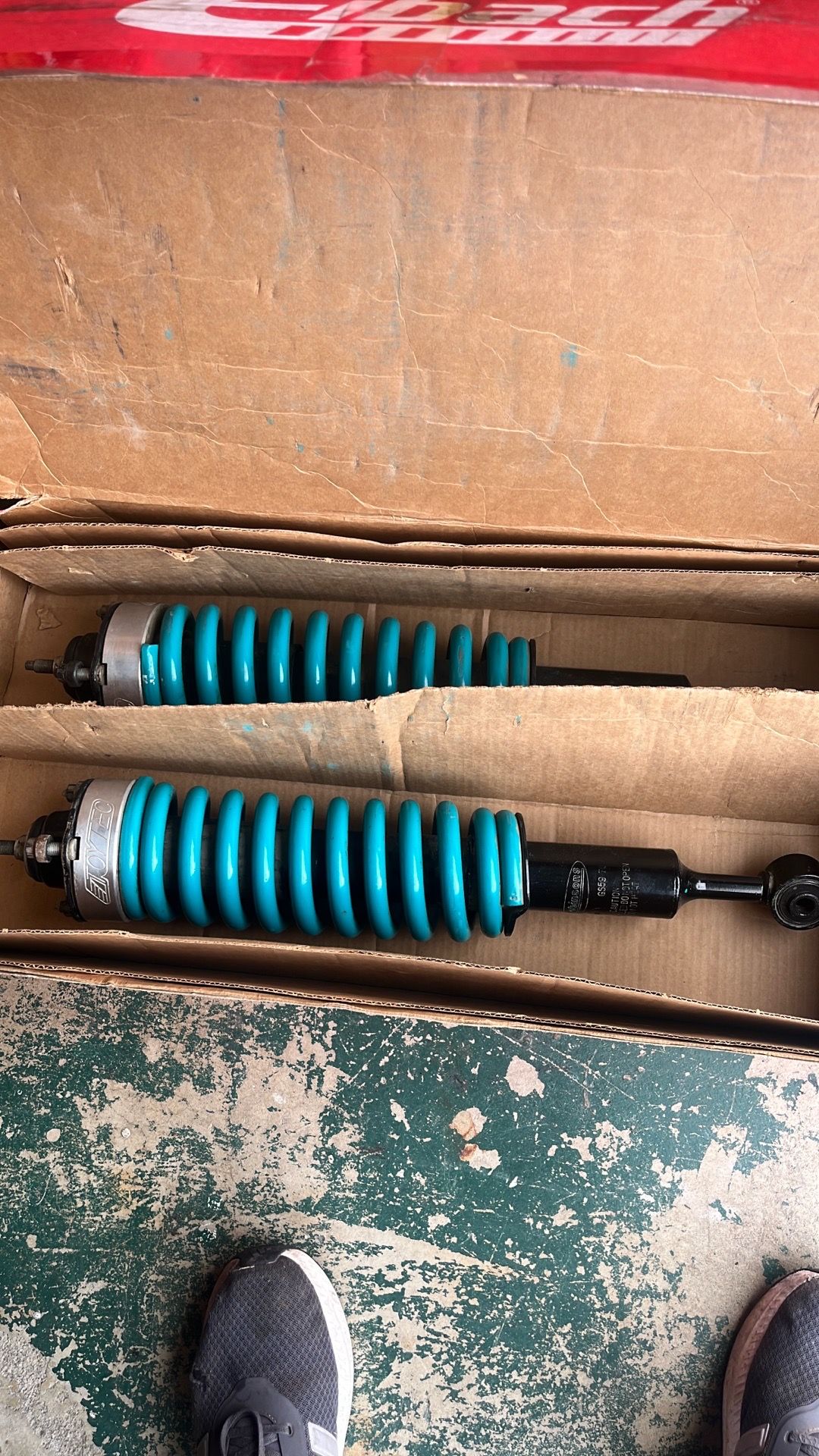 Dobinsons GS59-700 coilovers