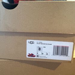 Fluffy Ugg slides