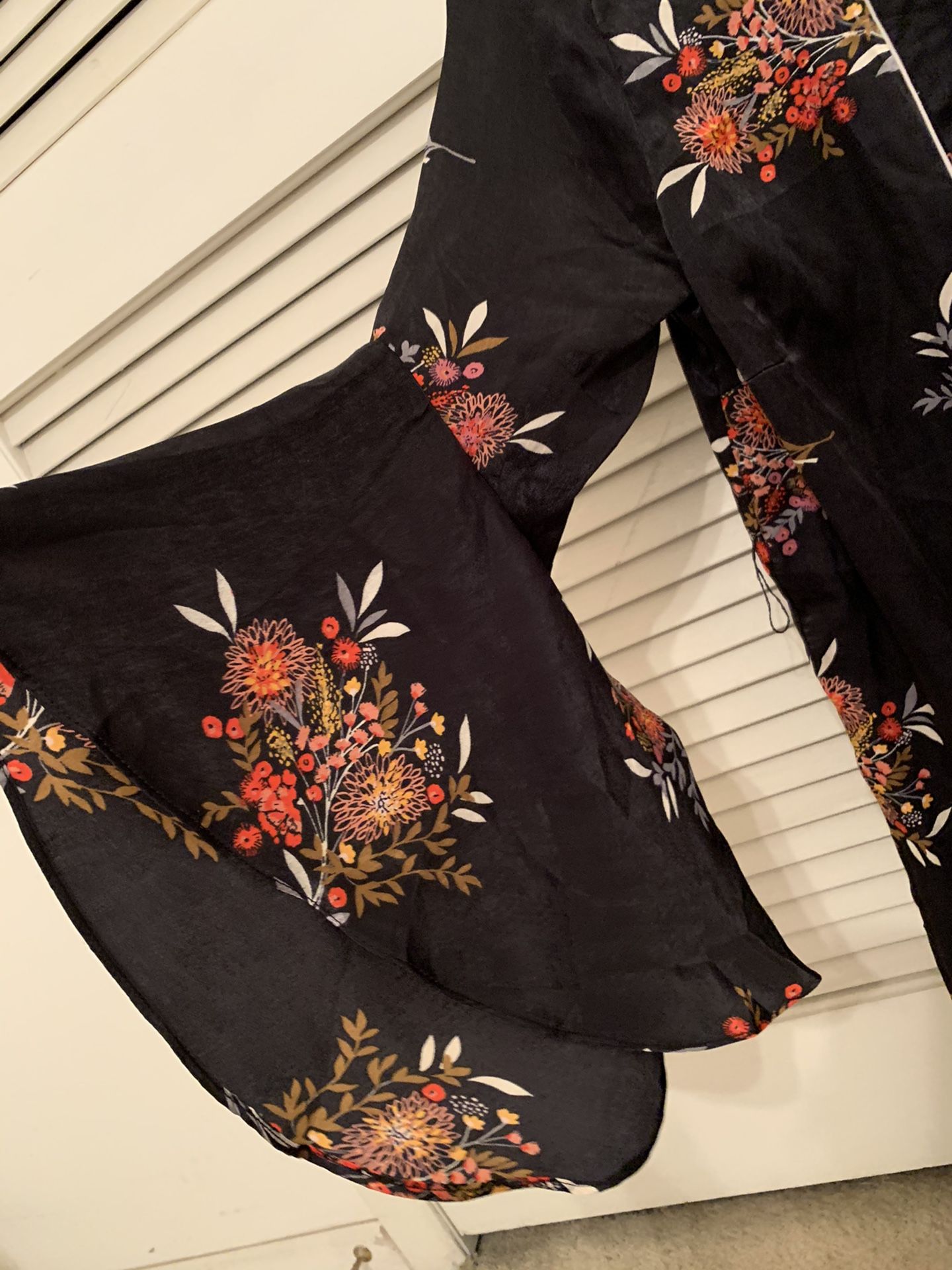 Brand new size 4 night wear