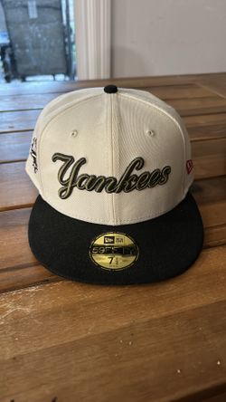 Yankees Olive/Cream Fitted ‘99 WS Hat