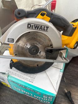 Dewalt saw