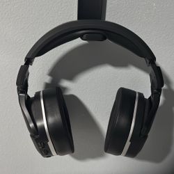 Stealth™ 700 Gen 2 MAX Headset PREMIUM AUDIO POWERED UP