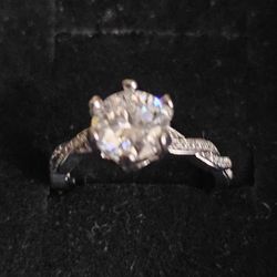 Sterling Silver Moisonite Diamond Ring Size 7