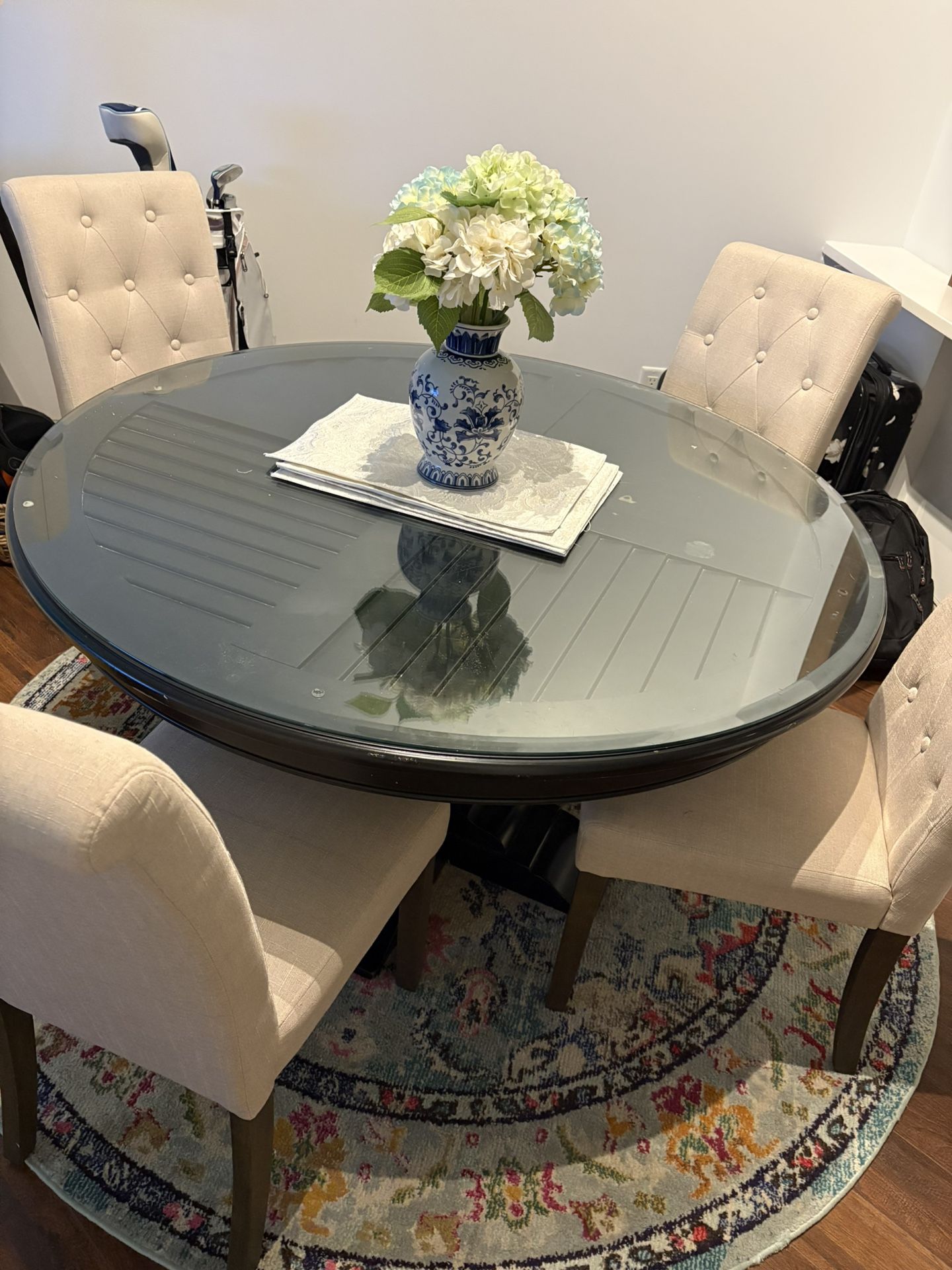  Black Round table and chairs