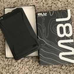 BLU M8L Tablet