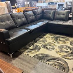 BarringtonExposed Metal Feet With Silver 2-Piece Sectional Right Chaise
Homelegance$10 Down Payment And Financing Available