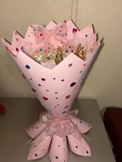 Flowers/ Flores/ arrangements/ ribbon roses / Rosas eternas