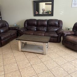 Brown Leather Recliner Couches For Sale 300$ 