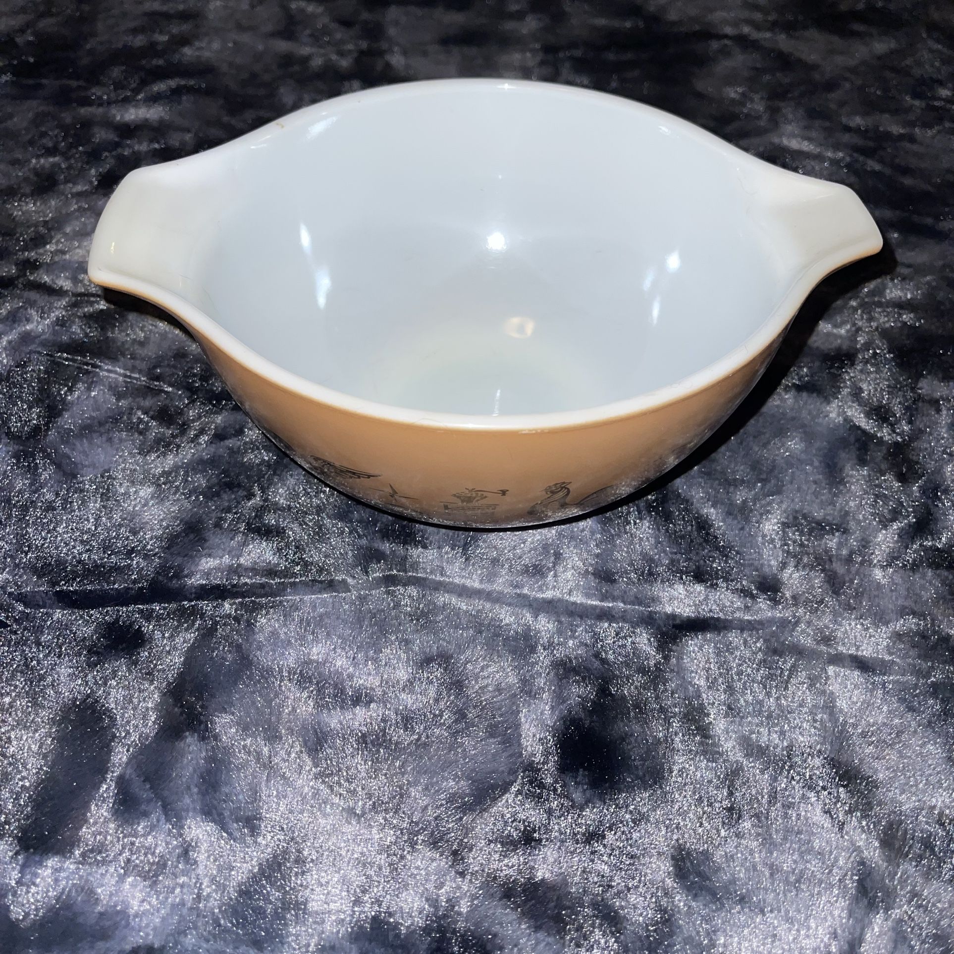 Pyrex Cinderella Bowl