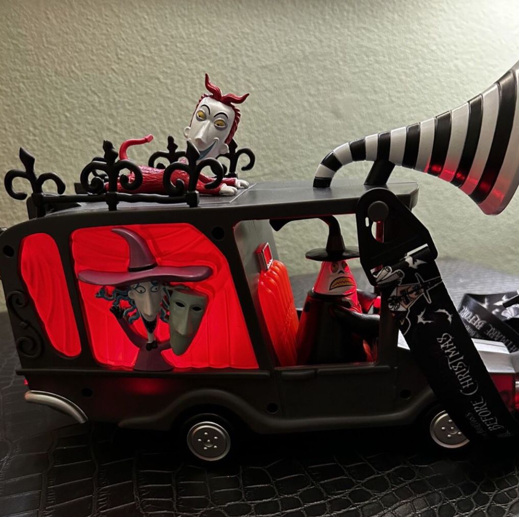  Disneyland, Nightmare Before Christmas Mayors Car, Popcorn Bucket.  $50