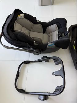 Nuna Car Seat with Connection