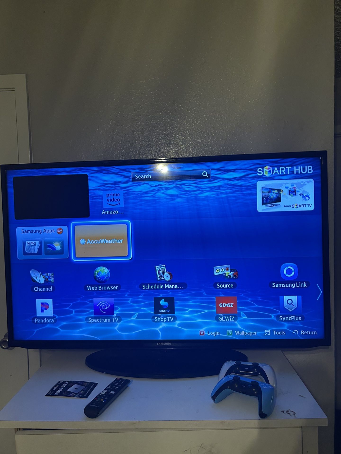 49” Samsung Smart hub Tv