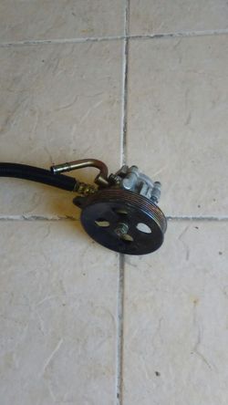 2000 Nissan Altima hidraulic pump