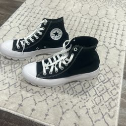 Converse Big Kids/Womens Shoe Size 9
