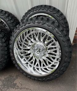 22/12 Wheels & Tires