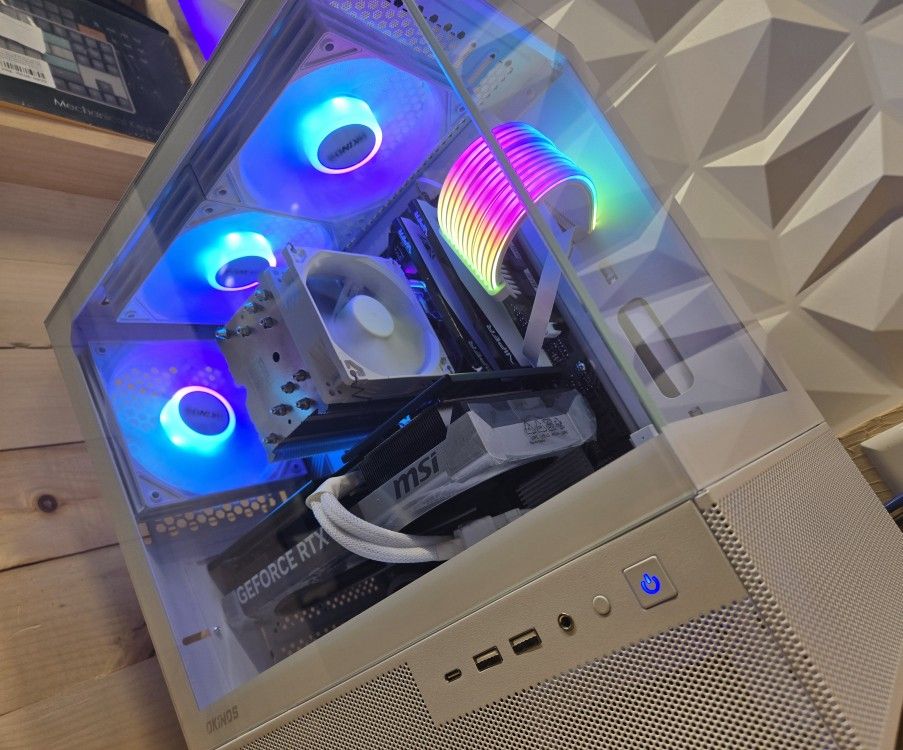 Gaming PC: RTX 5070 & 7600X3D