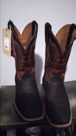 Ariat 8 1/2