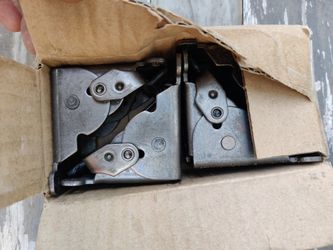 Ser Of Four Folding Hitches 