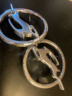 1963 Chevy Impala Quarter Emblem