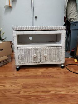 Wicker table