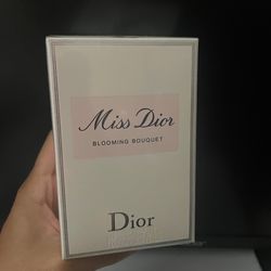 Miss dior perfumes