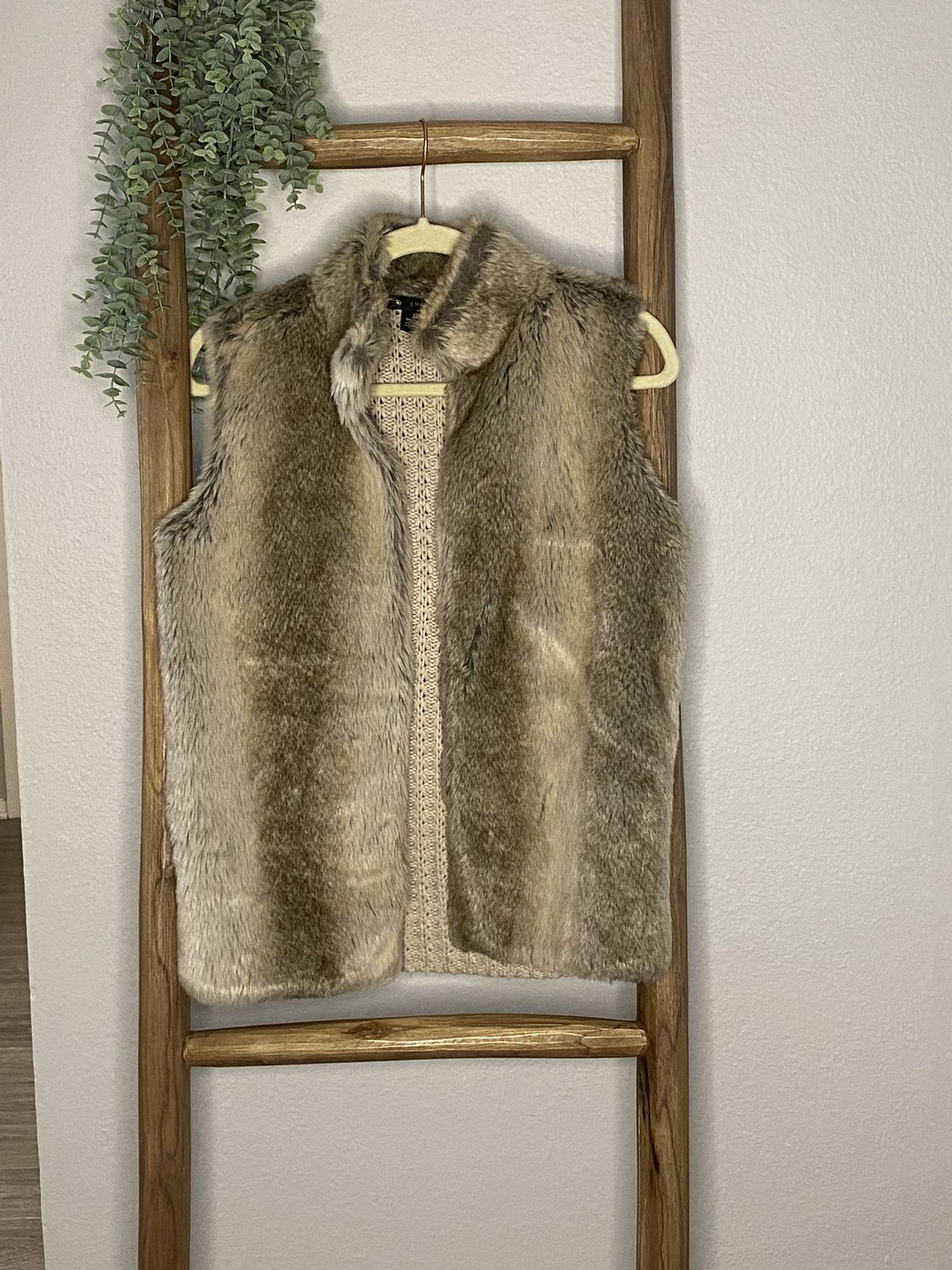 Fur Vest 