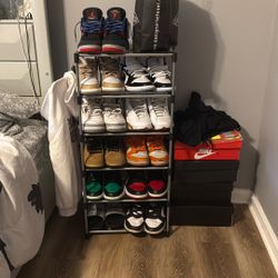 Any shoes on this rack