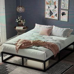 Metal platform Bed Frame With Wooden Slats
