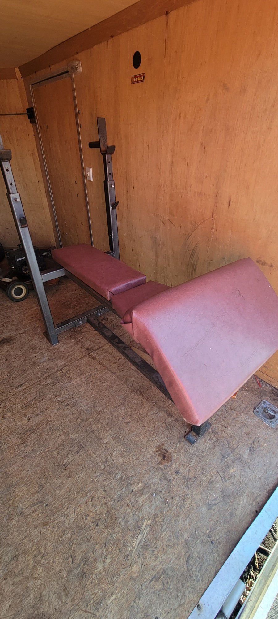 Weight Bench