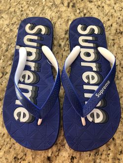 Supreme men’s size 8 shoe blue /white flip flop new