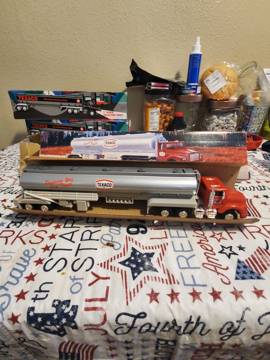 Texaco Toy Tanker Truck 1975 and 1994